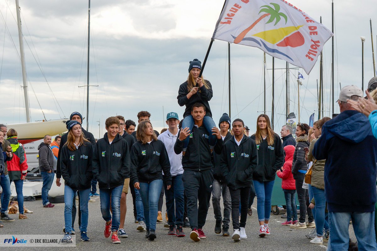 FFVoile's tweet photo. le Championnat de France Espoirs Extrême Glisse #CFEXG est officiellement ouvert 🏁. 2⃣0⃣8⃣ compétiteurs pour 6⃣ titres 🇫🇷. Retrouvez toutes les photos sur facebook ici https://t.co/kxfAqb8nKO et toutes les infos ici https://t.co/mEZ6SCbRtb #fun #talent #generation2024 https://t.co/iAWCyZ0qmu