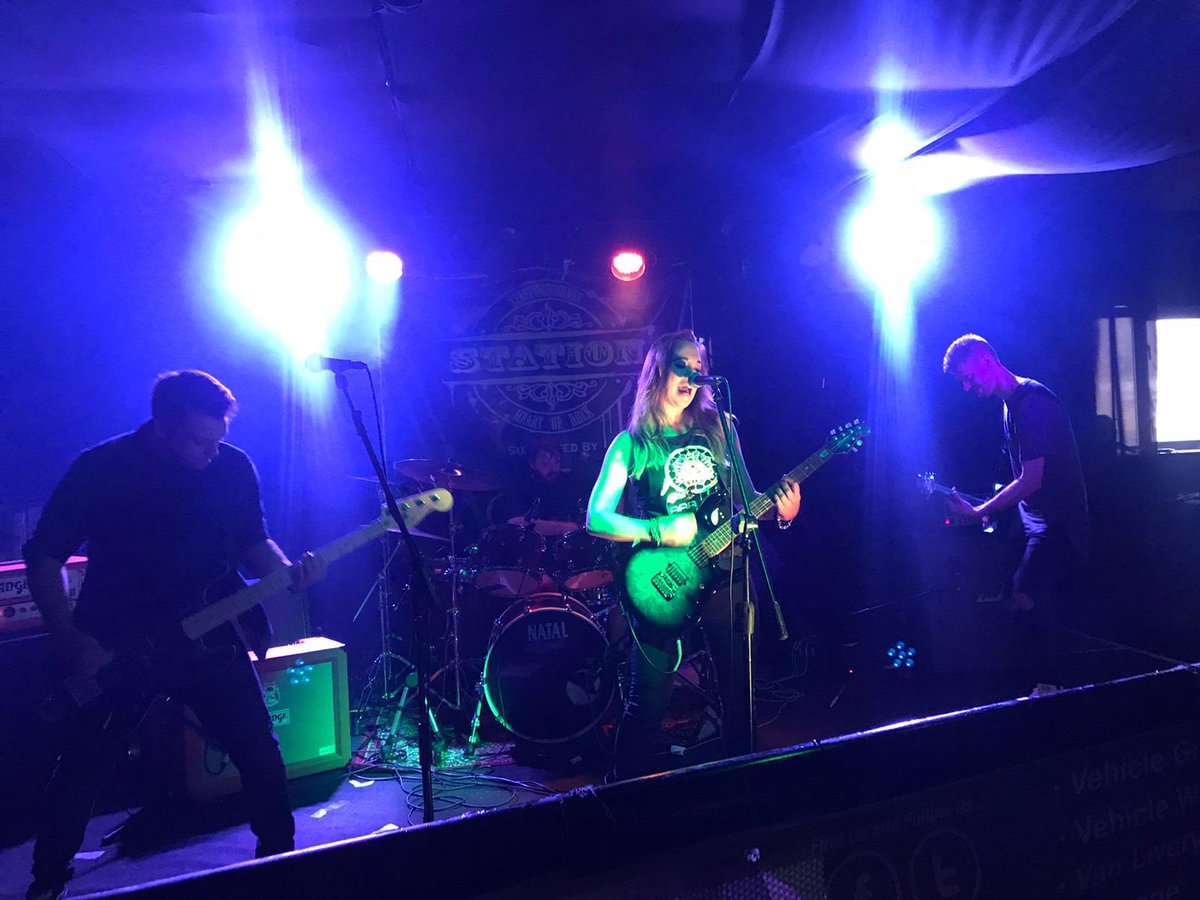 falseheartsband's tweet photo. What a weekend! Another great gig at @theironroadrock on Friday followed by Gravity Festival on Saturday, a first time for us at @Stationcannock and the first year of this awesome festival with an amazing crowd. 🤘😆
#thestation #theironroad #doublegig #weekend #falsehearts https://t.co/FVbvXMo2tH