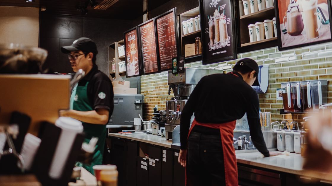 AbsoluteDrinks's tweet photo. The demand for #coffee does not end at coffee shops, the whole high street is in need too!🏬🏪
Read our new #blog to see how you can get involved with the coffee craze without a coffee shop!🤷☕️ Not Just Coffee Shops: Coffee on the Modern High Street > https://t.co/SBXx0f4OkR https://t.co/cjtsekKXoN