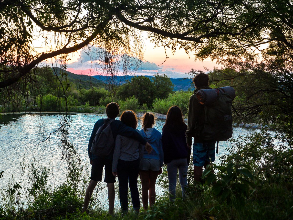 TurCapilla's tweet image. Feliz día de la #madre  y de la #familia  a seguir disfrutando de este viaje que es la vida.

#CapillaActiva 
#NaturalMenteActiva

Ph: Juan Montiel