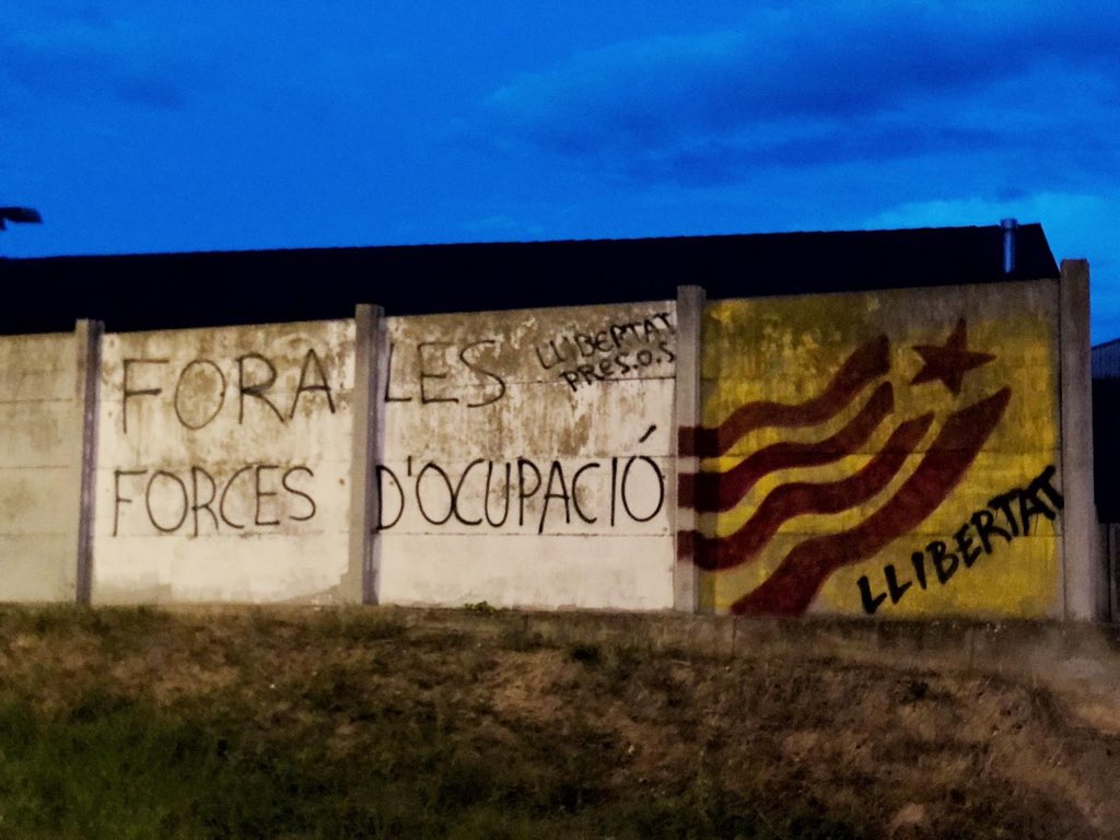 La tens aquesta? <a href="/guixades/">Guixades Vigatanes</a>