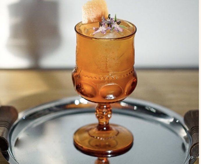 Today’s #Bittercube #drinkoftheday - Smoky LaFlare #SpiritsEnlivened ow.ly/x6Cz30p2nA1 <a href="/heirloomliqueur/">Heirloom Liqueurs</a>