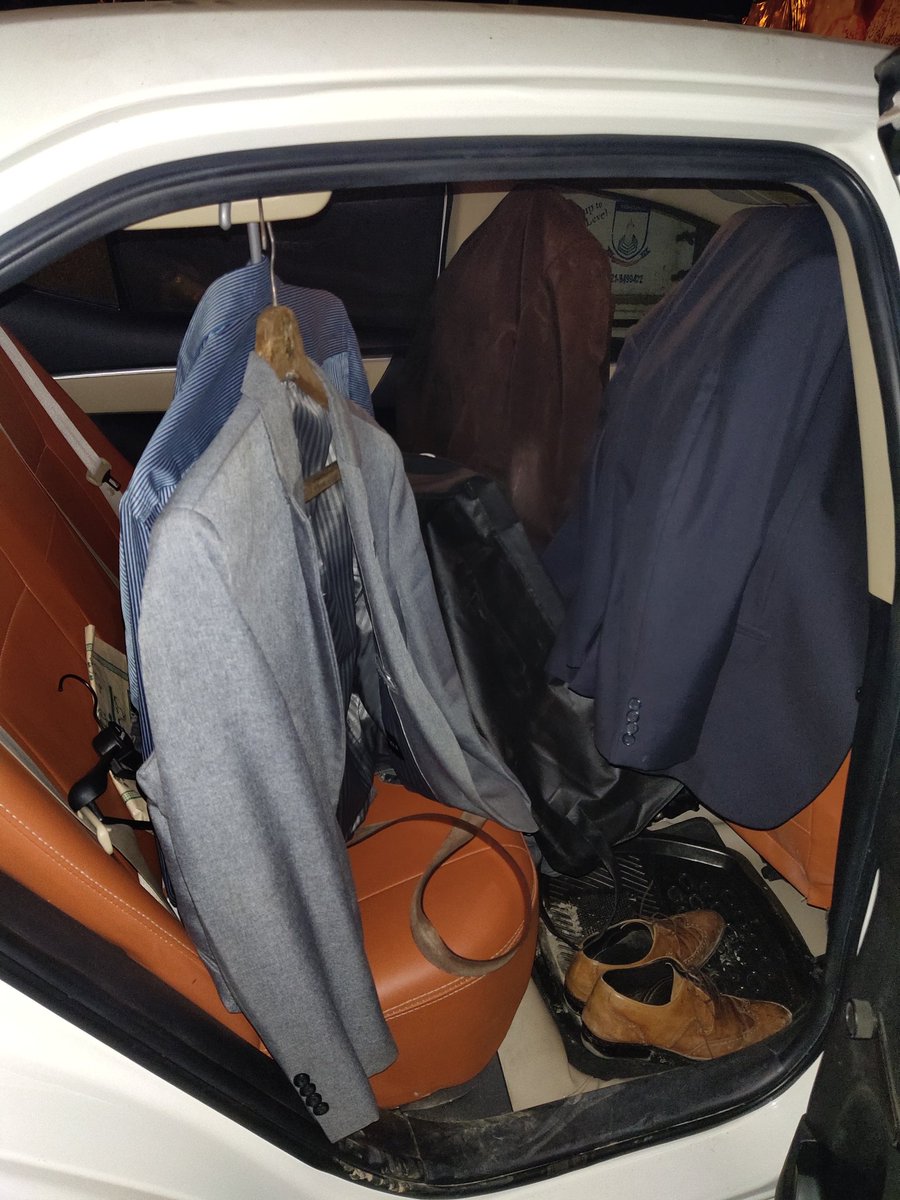 iftikharhusein's tweet image. My wardrobe today for #tedxlahore, #DicebyBritishCouncil, #DinnerReception of @farhanmasood &amp;amp; two casual meetings in #lahore 😬 
#SundayThoughts
#SundayMorning
#Pakistan