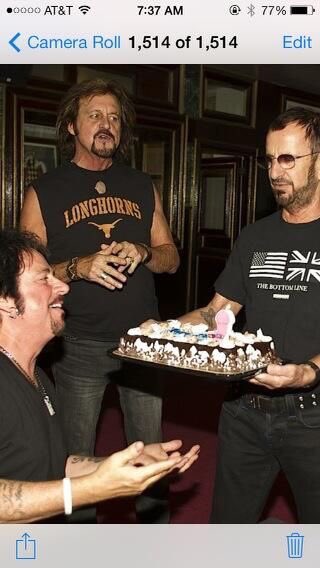  Pattie             Toto                             Happy birthday Steve Lukather 