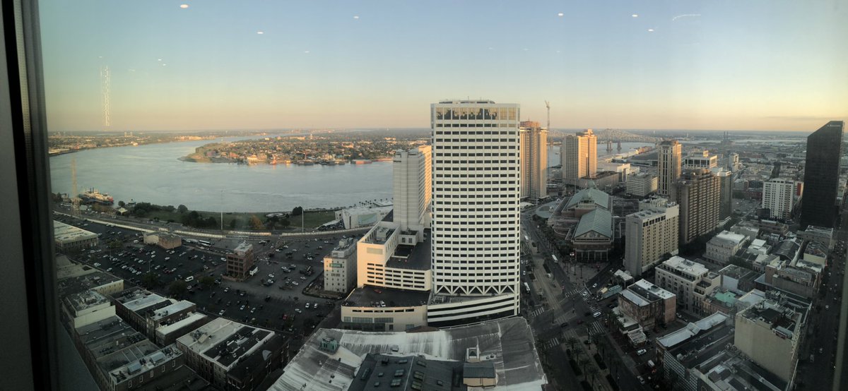ChrisCarrollMD's tweet photo. Going on now! #CHESTNetWork Mixer on the 1st floor of the Marriott! https://t.co/iAu1RftwuR #CHEST2019 #CHESTcritcare https://t.co/nqpt7M2dBj