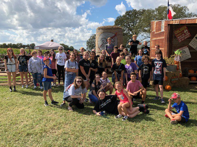 mjhsbears's tweet photo. Trick or treat, so kids can eat! MJH and MHS theater kids joined together on a Thespian service project today and then went to P6 farms to have a little fun as well. https://t.co/YqNpPTJ83f