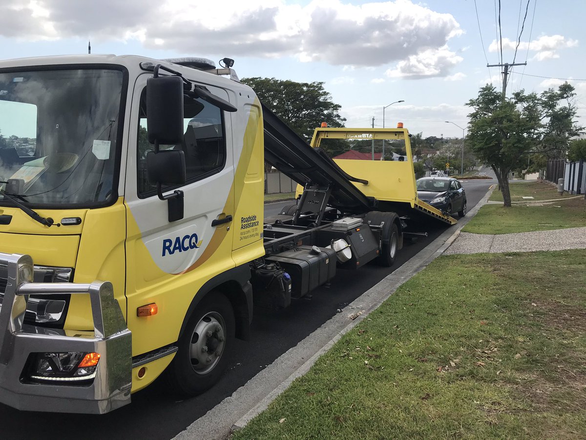 vivienvon7's tweet photo. When you need a little help from your own. Thank you @RACQOfficial for a tow this morning! Hopefully my little car is back up and running again soon. https://t.co/tPKkGWMbBj