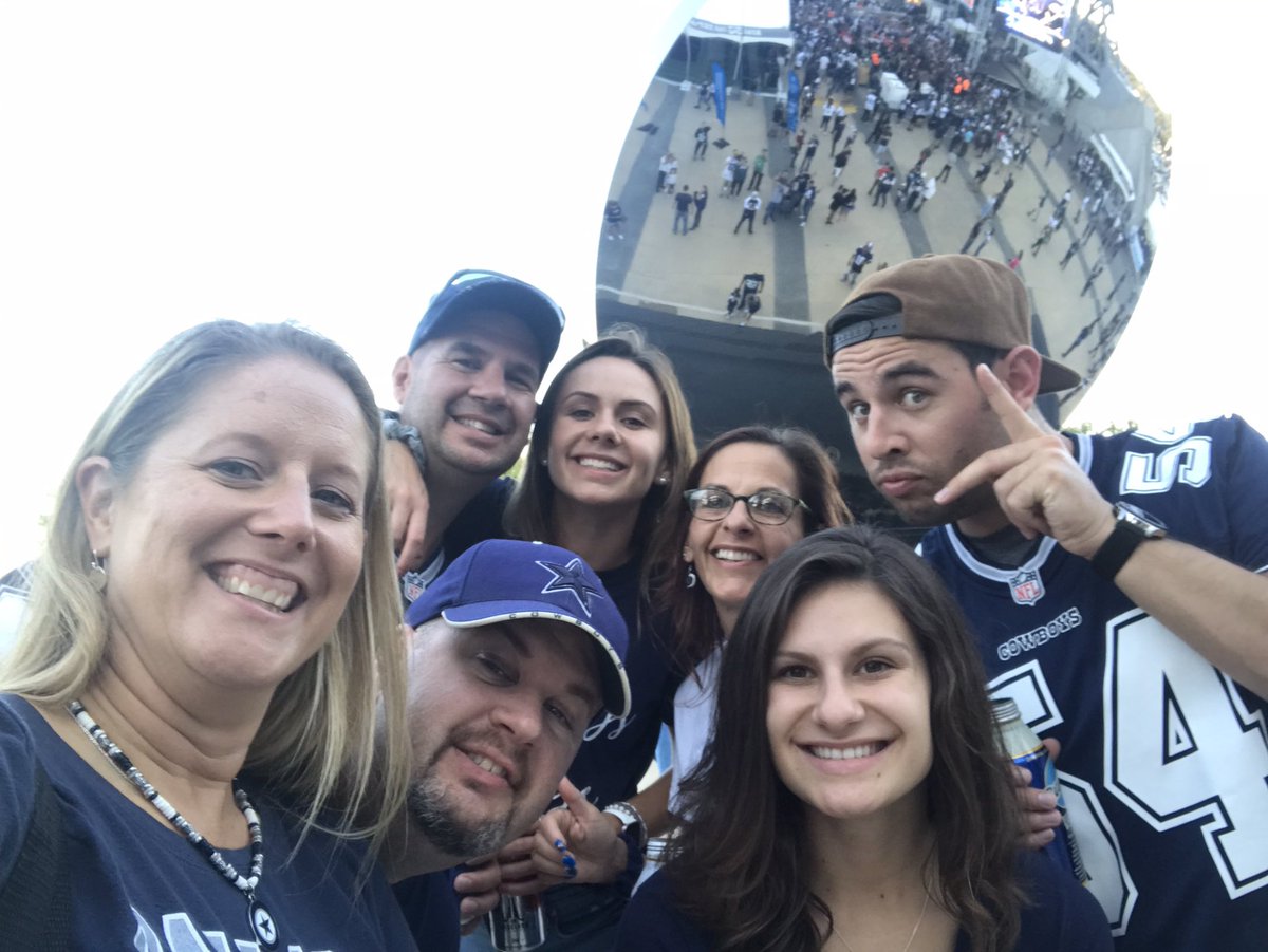 KLoop8273's tweet image. #CowboysNation