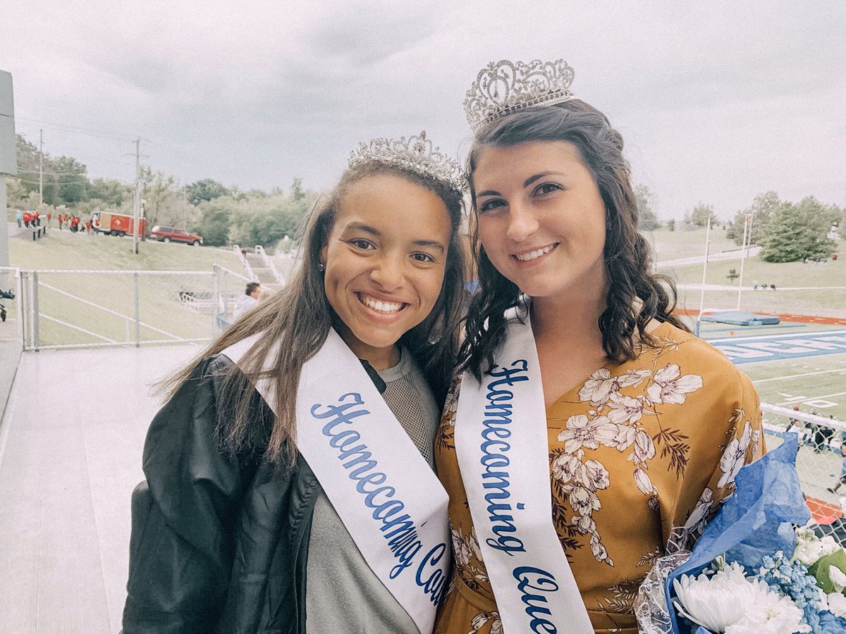 cscsigma's tweet image. ✨ congratulations to all of our sister nominees! &amp;amp; a BIG 𝐜𝐨𝐧𝐠𝐫𝐚𝐭𝐮𝐥𝐚𝐭𝐢𝐨𝐧𝐬 to our freshmen princess Alyssea Braun &amp;amp; homecoming 𝐐𝐔𝐄𝐄𝐍 Jenna Lord!💜👑