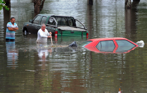 edgardo_re's tweet photo. Esto era La Plata que ahora no se inunda más lo mismo que Lujan
Y #LaMatanza porqué se sigue inundando?
Si vivis en el Conourbano y votas al Títere elegido por #laChorra vivis en el país que te mereces o sea el CONGOURBANO y sos un #PrimateK que amas el barro y la KK https://t.co/R5piRorKHo