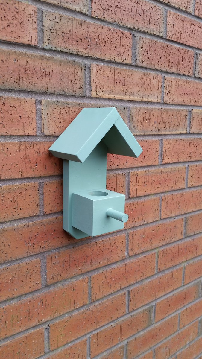 Good evening #HandmadeHour ❤ 

I don't just sit on twitter sharing all the #handmade awesomeness from all you wonderful folk  😂😂

I'm always striving to bring new items 👌 like this bird feeder ! 

Has always you have plenty of choice with the finish or finish as you wish👌