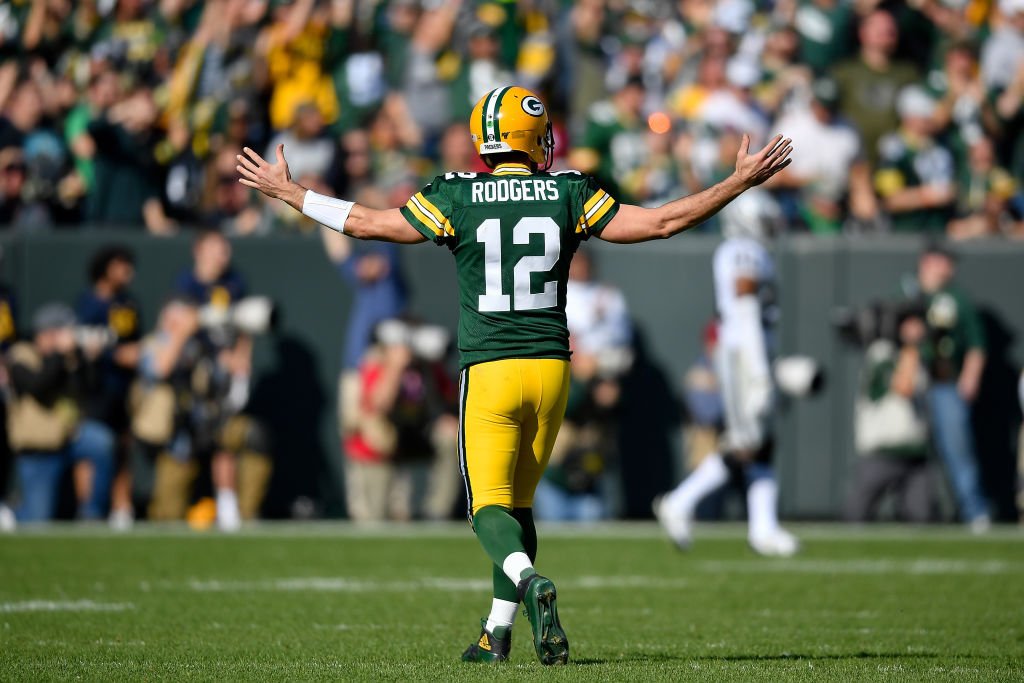 ESPNInsights's tweet photo. With 4 TD passes today, Aaron Rodgers reaches 350 for his career.

He is one of just nine players to reach that milestone, joining:

Peyton Manning
Tom Brady
Drew Brees
Brett Favre
Dan Marino
Philip Rivers
Ben Roethlisberger
Eli Manning https://t.co/3Ah1E1rAYn