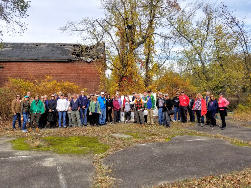 MaryLeachTweets's tweet photo. The Middlesex Canal Museum in #Billerica celebrated the groundbreaking of its soon-to-be refurbished site with @marlieswalks and a group of historic hikers. https://t.co/pMtVqB2Tv2