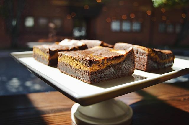 Sunday’s are the best days for a pumpkin cheesecake brownie!! #pumpkinszn ift.tt/33RrZY9