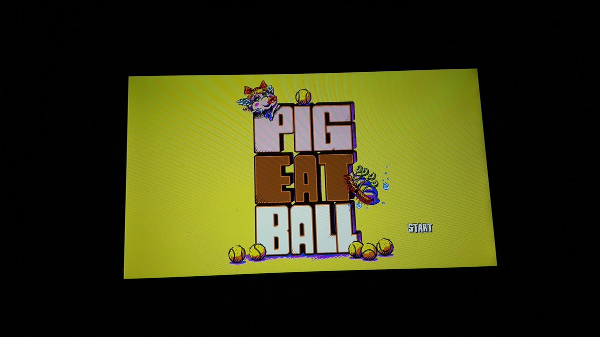 16BitsEra's tweet photo. A probar uno de los juegos aue más ganas tenía del mes, Pig Eat Ball,obra de @MommysBestGames, gracias a #SuperIndieGames por el Código Digital para la reseña!!. Pronto impresiones en el nuevo vídeo de novedades!!! https://t.co/soIPbKVHaF