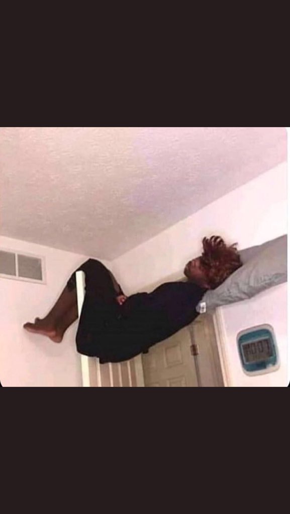 #شخص_ودك_انك_تعرفه مابغى اعرف احد ولا احد يعرفني خلاص طفشت قسم بلله ابغى أعيش في صحراء.