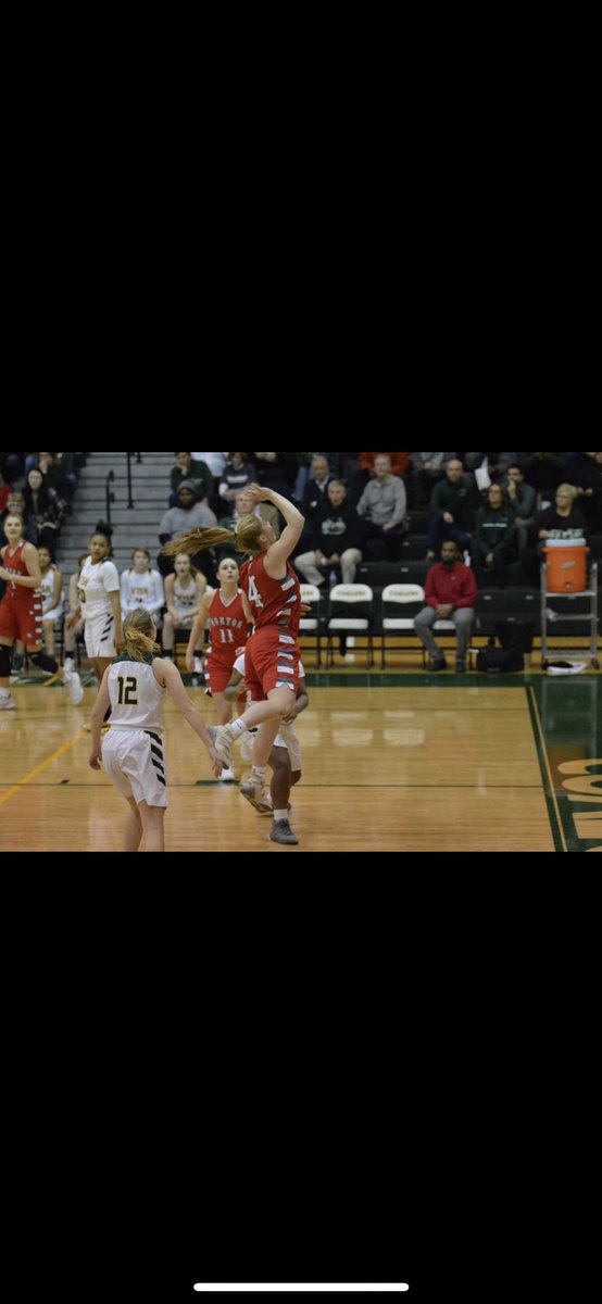 Courtney Jones tweet media