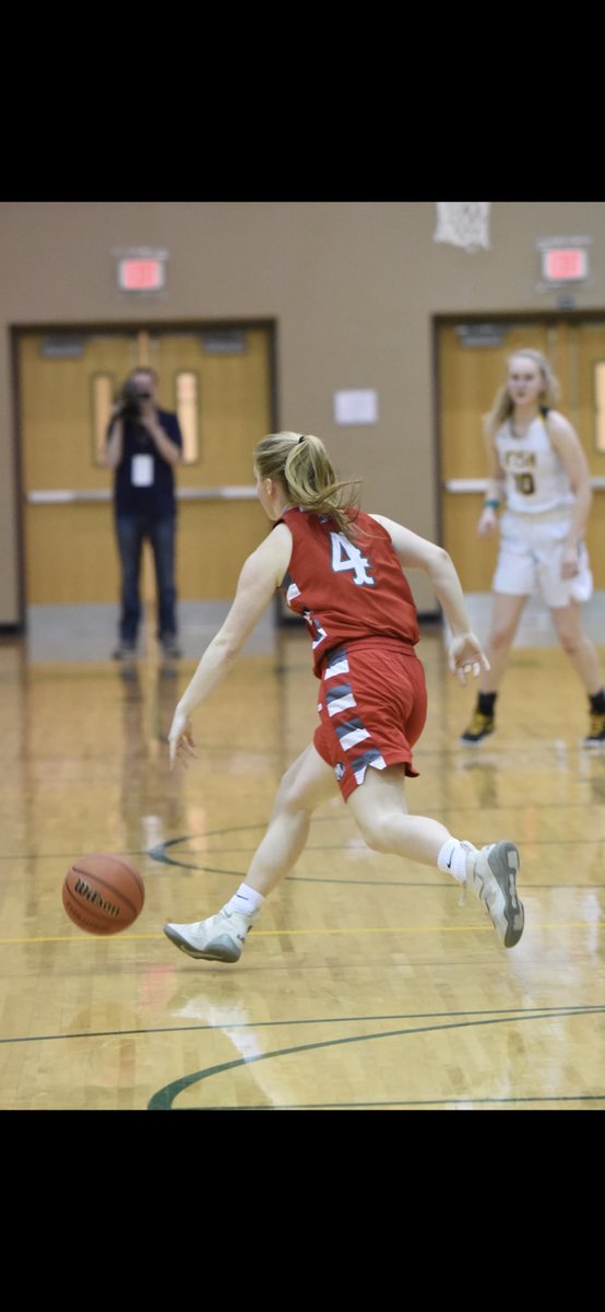 Courtney Jones tweet media