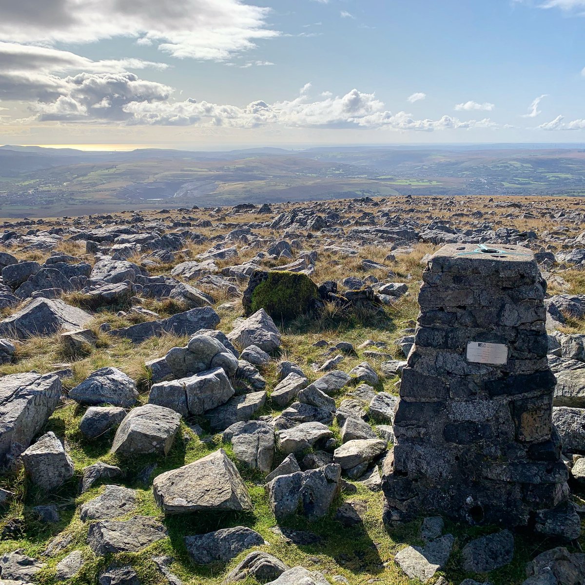 HammamHike's tweet photo. The summit of Fen Brycheiniog with the amazing brides across the valley #walkinguk #walkingwales #travel #adventures #hiking #hikingadventures #pushingfurther #motivation https://t.co/CNTW7BKVCT