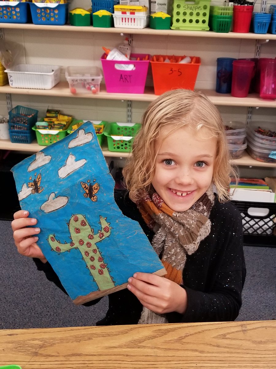 numbr1daughtr's tweet photo. Awesome Mexican amate paper artwork done by 4th graders at Vance Elementary. #HispanicHeritageMonth #TheACSWay https://t.co/2gwby1ni2C