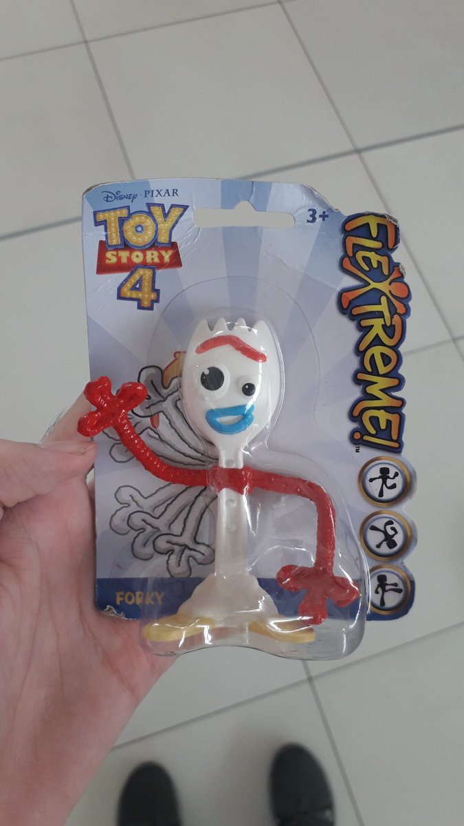 JuanpaDraws's tweet photo. Por fรญn tengo mi Forky y mi Gabby Gabby ๐๐๐ฅฐ๐ฅฐโฅ๏ธโฅ๏ธโฅ๏ธ #ToyStory4 #Forky #GabbyGabby #Pixar #Squeezamals #Flextreme @arturoacmn @carlitoslili https://t.co/Z87gXPmccV