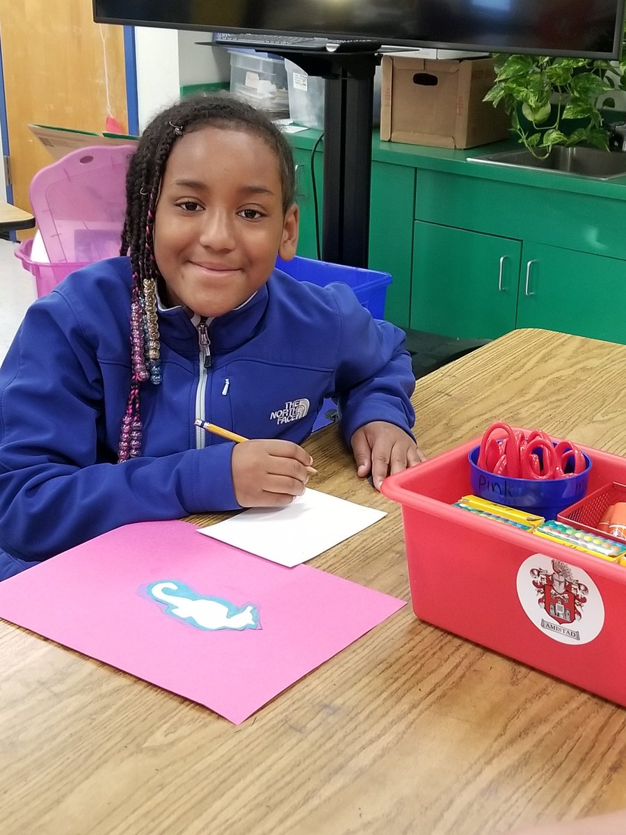 numbr1daughtr's tweet photo. Paper Molas in progress by 5th graders at Vance Elementary celebrating the artwork done by the Cuna Indians of the San Blas Islands. #HispanicHeritageMonth #GrowWithVance #TheACSWay https://t.co/LMf9H8YHhH