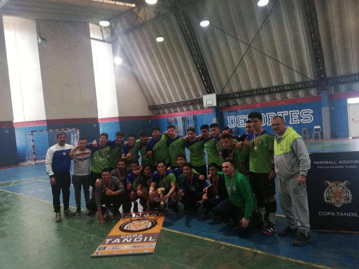 Juveniles campeón La Patriada
