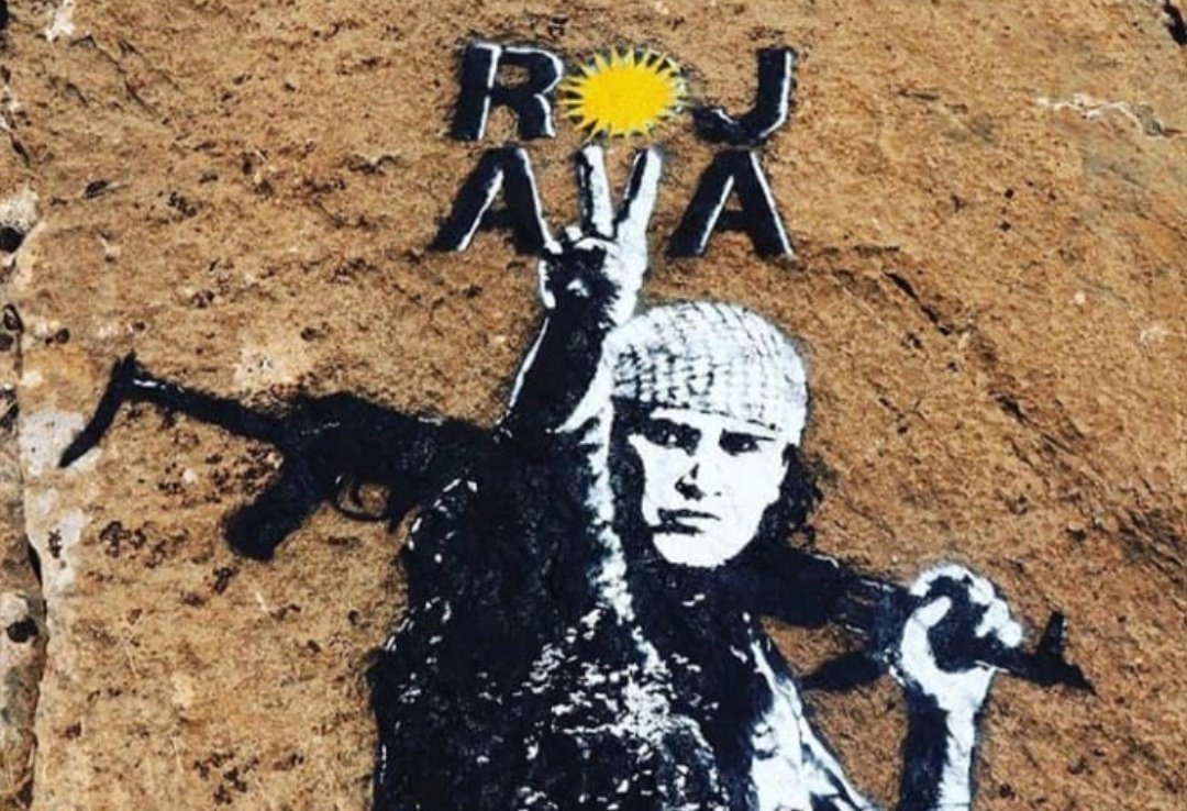 anonymous_medes's tweet image. زەوی ئێستاش لە ڕووت هەڵدێ بدەی سووڕ؟
نەڕووخای ئاسمانی پیری پشت کووڕ؟
کە سۆمایی لە چاو باوکان بڕاوە
بەرۆکی پیرە دایکان دادڕاوە

#Rojava #RojavaResistance