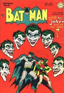 1970年代の連続殺人犯ジョン・ゲイシー、そのジョンが子供のから存在するジョーカー(1940年代)、その元ネタになった映画「笑う男」(1920年代)、1500年頃に描かれた「笑う道化」 