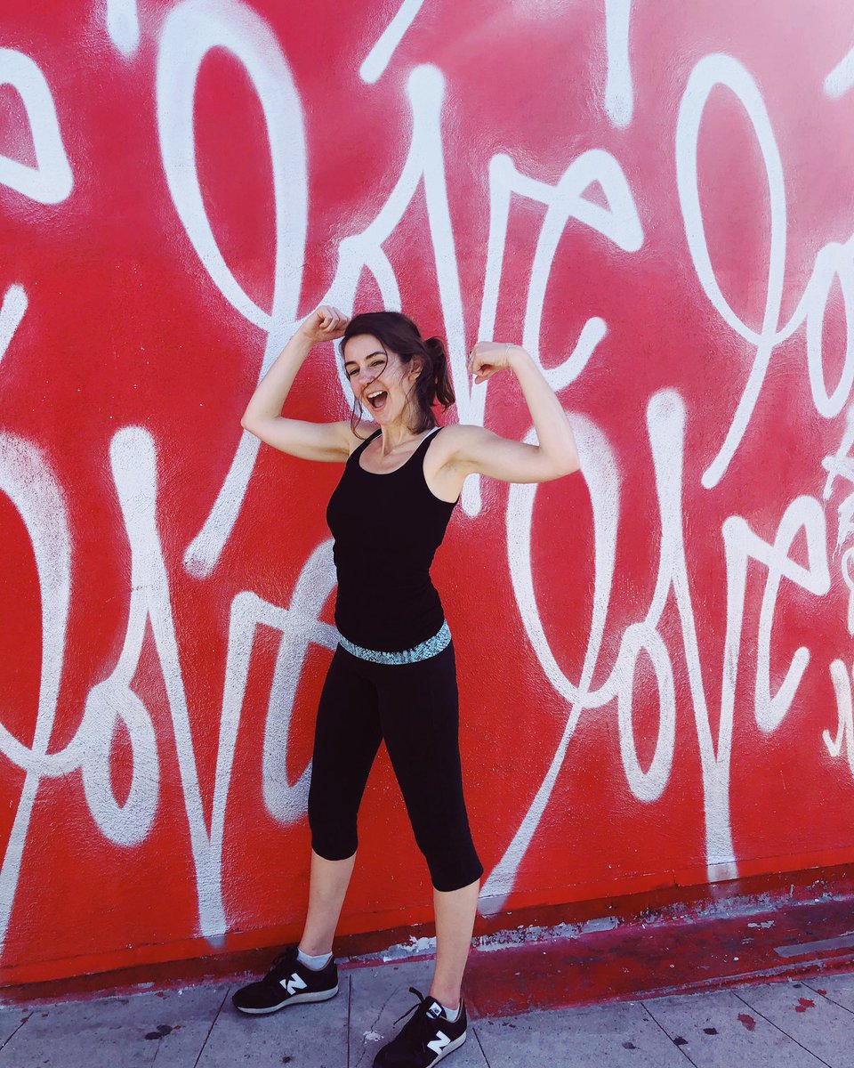 hotschoolme's tweet photo. Itโs Superhottie Lisa covered in sweat ๐ฆ and feeling awesome after hip hop class ๐ฅโค๏ธ๐ฅโค๏ธ๐ฅ #SuperhottiesInTheWild #WeLoveMen #RelationshipCoachingForWomen #HotSchool #FunIsHot #HotSchoolWorks #HotHotHot #KeepBeingHot #HipHop https://t.co/vjl4lLVHh2