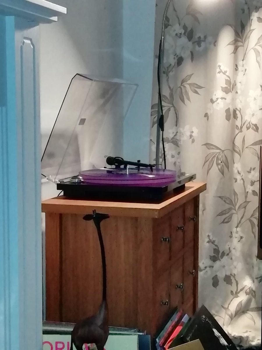 Thegoodlife1971's tweet image. New records sounding and looking good  #richardhawley #projectessential #vinyl #niceendtoaweekend