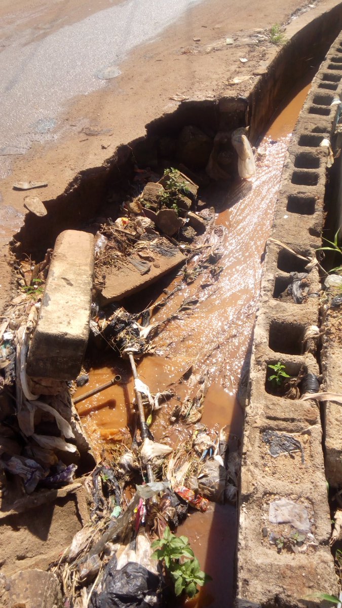 AjekweRichard's tweet photo. I call on the caretaker chairman of makurdi LGC and benue state government to fix this road David mark extension leading to Agber village in front of NUGEL house makurdi.#ASRICH https://t.co/AYba0dR8t2