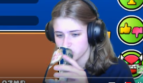 Mahebo3's tweet photo. @JuniperGD I thought it was pretty funny how you never noticed that your soda can was blending in with the green screen. 

Or maybe you did and I was just to lazy to watch the entire stream. https://t.co/RWiqPcU6v8