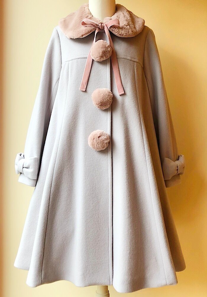 Leur Getter ポンポン付きコート