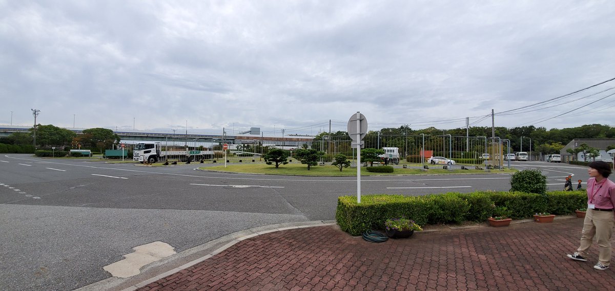 ট ইট র 武庫川自動車学園 どーも つかぴーです 今日は講習で 甲子園自動車教習所 にお邪魔してます 教習車が綺麗でビックリ まだまだ講習があるので昼からも頑張りましょか