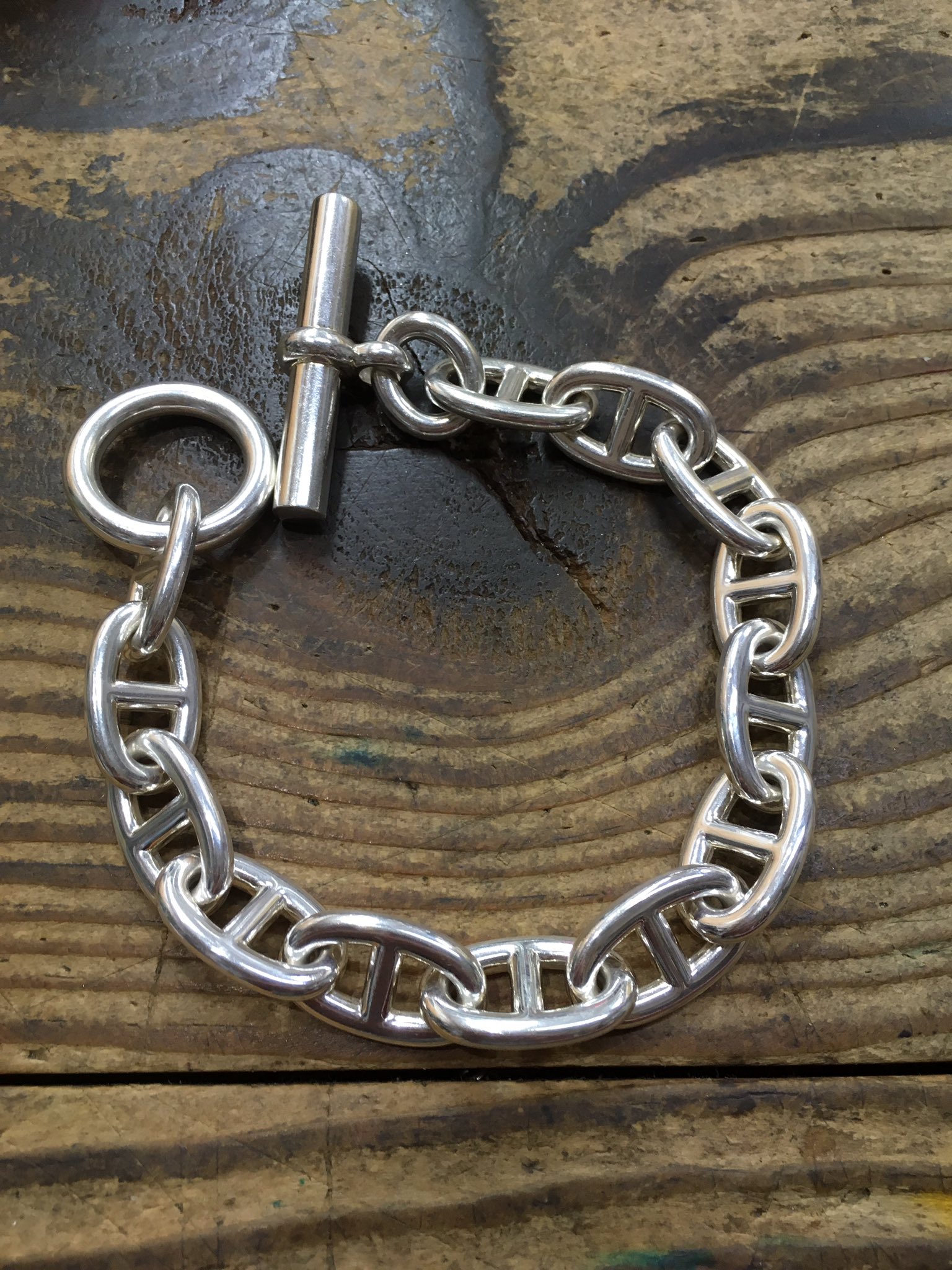 シルバーハート エルメスブレスレット長さ加工依頼です 吉祥寺 シルバーハート Hermes エルメスブレスレット 修理 加工 クリーニング 刻印 名入れ 名前入れ 名前入れギフト 手彫り 名前いり 彫刻 名前彫り T Co Mxujfgapii シルバーハート エルメスブレスレット長さ加工依頼です 吉祥寺 シルバーハート Hermes エルメスブレスレット 修理 加工 クリーニング 刻印 名入れ 名前入れ 名前入れギフト 手彫り 名前いり 彫刻 名前彫り T Co Mxujfgapii