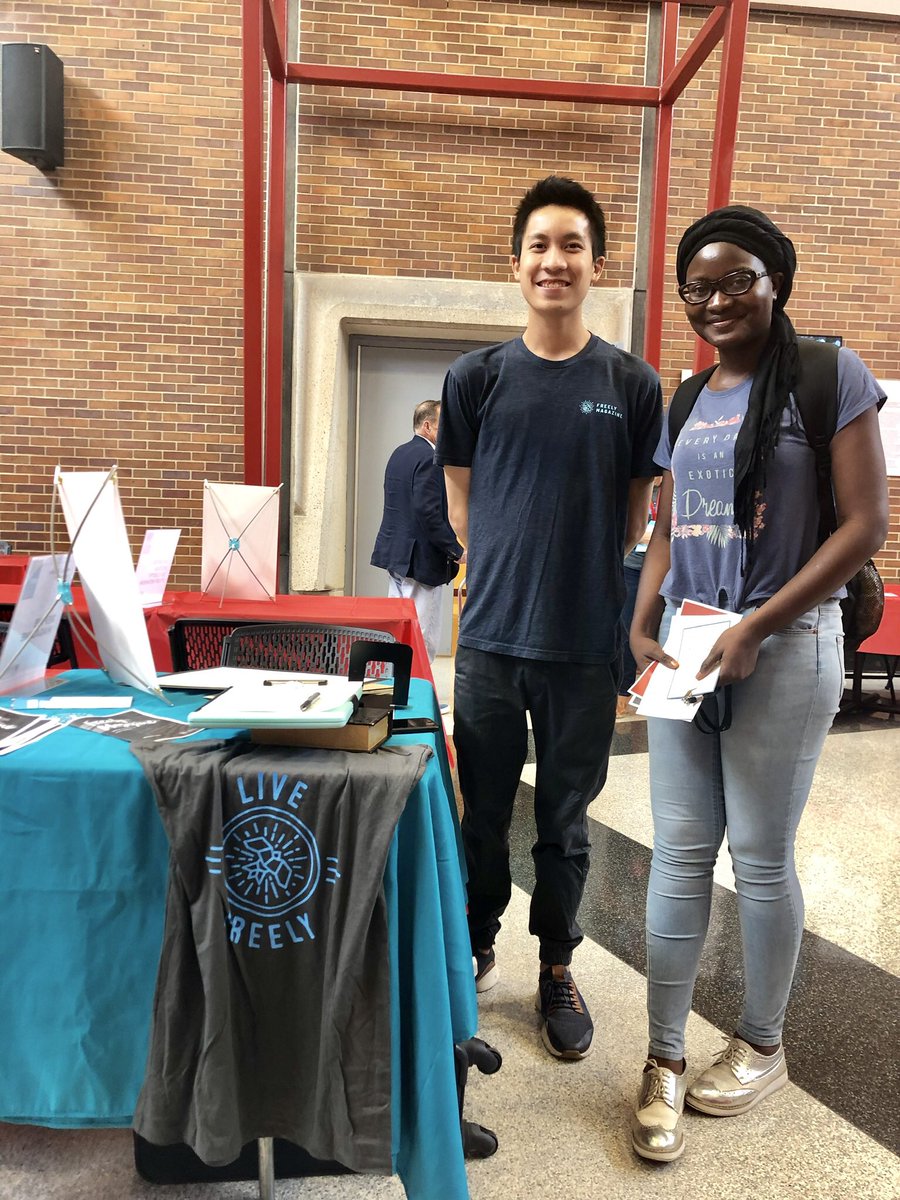 campusproject1's tweet photo. 📍Klein Fest, sept 11
With Rico, President is Freely Magazine a magazine led by students on campus with the prime purpose of bridging the gap between international students and American students.
I think🤔I might want to share my experience as an international student💕💬
#Ramy https://t.co/TPSNoVG2Jm