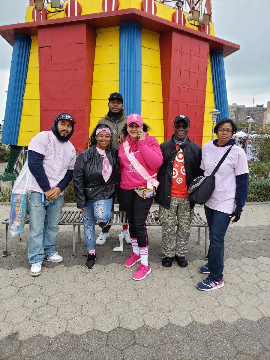 #T2212Volunteers My HR Expert Samantha leading the charge @ #TheBreastCancerWalk #MakingStridesAgainstBreastCancer