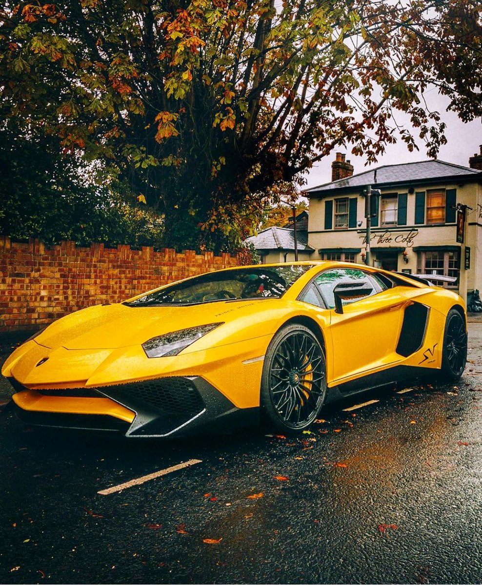 Buckhurst Hill Pub (@TheThreeColts) on Twitter photo 2019-10-21 00:18:02 Wow , what a picture ! We love your social media ๐ธโs Wow , what a picture ! We love your social media ๐ธโs