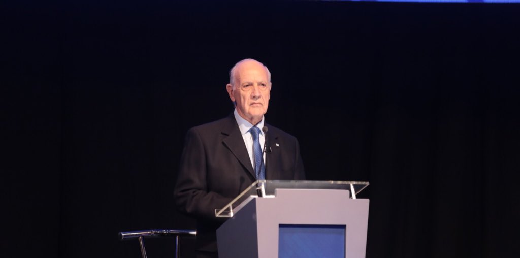 #DebateAr2019 Candidatos a Presidente de la Nación

<a href="/RLavagna/">Roberto Lavagna</a>