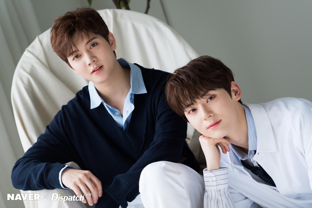 Vliveofficial's tweet photo. [HD 포토] 뉴이스트가 컴백을 앞두고 HD포토로 여러분을 찾아왔습니다📷 21일 오후 6시, 달콤한 노래로 돌아오는 뉴이스트의 컴백도 오늘의 HD포토도 놓치지 말고 함께해요🔔

단체 ▶ https://t.co/3uJ8KuoPvp

#뉴이스트 #NUEST #VTODAY #디스패치 #HD포토 https://t.co/kux8Rm8Hgz
