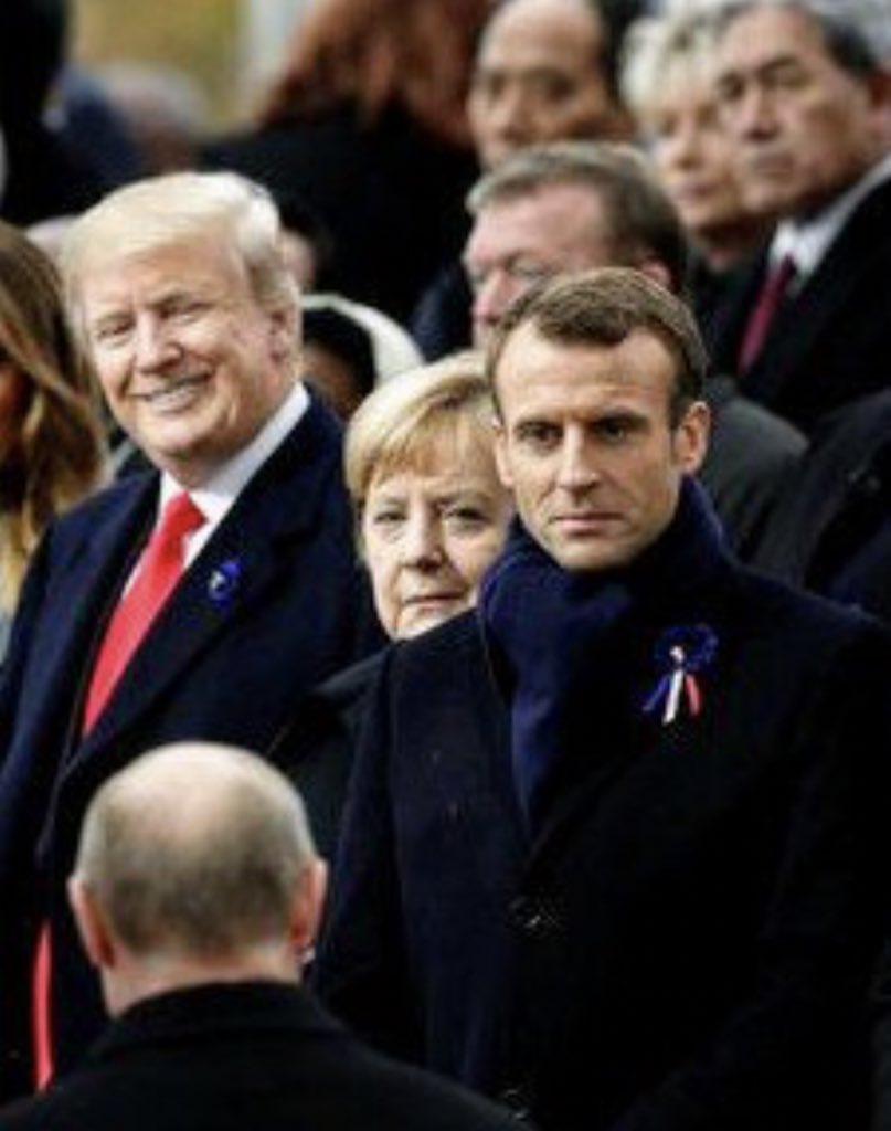 psocialbuterfly's tweet photo. @ward_annie And look at how happy tRump was that his #Puty has shown up! https://t.co/fsDlUDX2M0