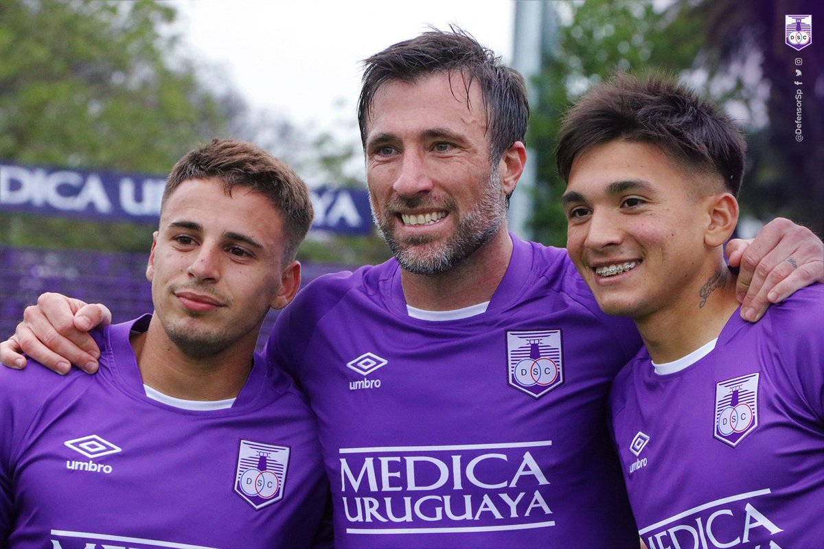 DefensorSp's tweet photo. 👊🏽 Los goleadores en la tarde del Franzini
⚽️#DSCRCM https://t.co/lntocYptKJ
