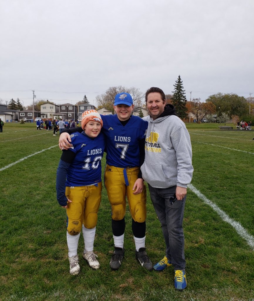 Ddavidlow's tweet photo. Amazing team effort for @FGLionPride tonight in an exciting last second win to advance to the bantam finals next Sunday. Boys both played so hard and so proud of their efforts. https://t.co/07wXIKw7q7