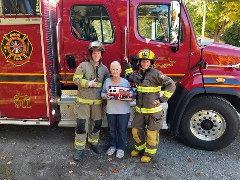 SWOXfire's tweet image. Swox St#1 members delivered the door prize from our Fire Prevention Week Open House, held last Saturday October 12th. We were able to drive over to an address in Brownsville and present the toy firetruck to Hailey's great grandmother.