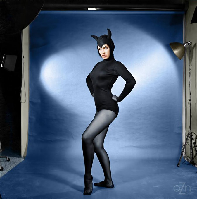 Who’s ready for Halloween?! 😈🖤
.
📸 by Bunny Yeager; colorized by OZN (Old iZ New) ✨
.
#bettiepage #devilcat