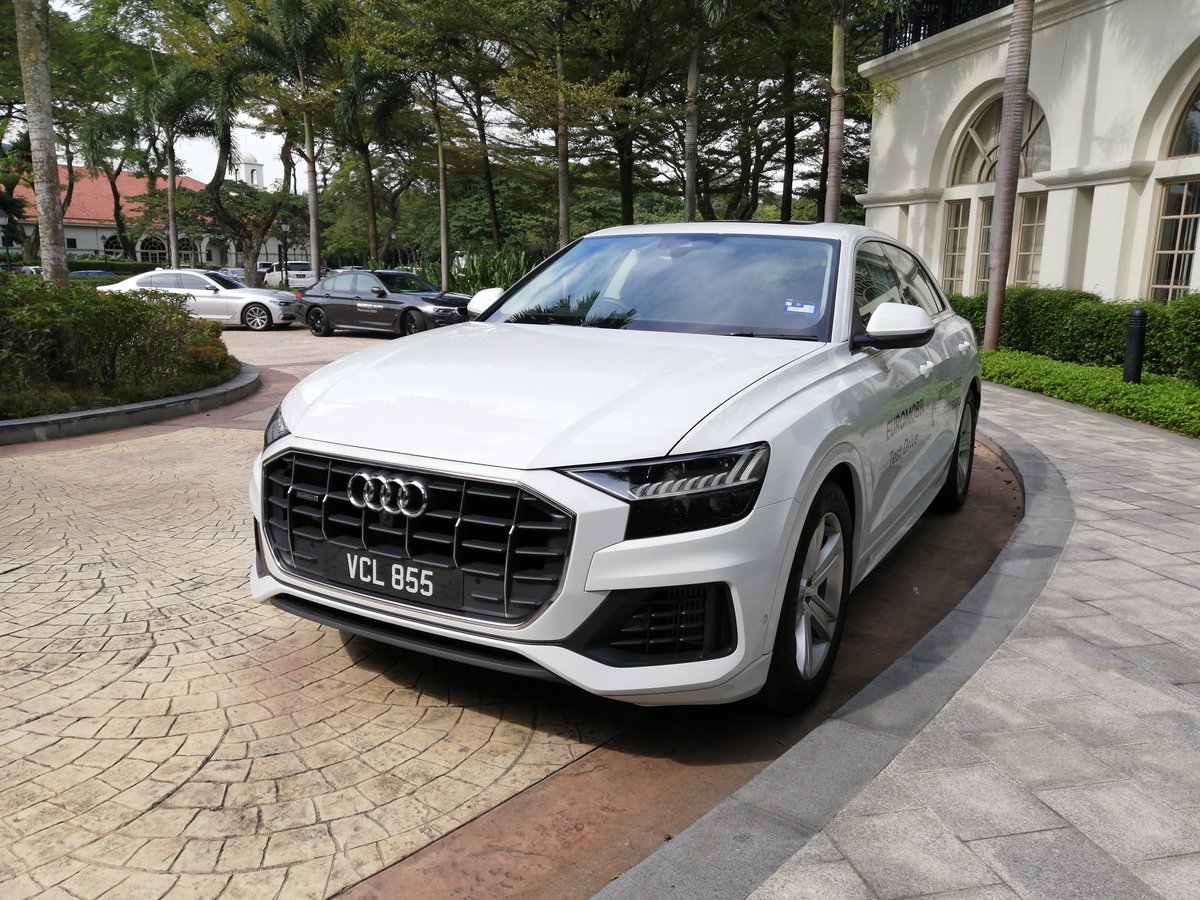 elraheem_'s tweet photo. Audi On Tour! We on TPC Kuala Lumpur for Robb Report Ultimate Drives event.
.
Feast & experience yourself on the flowing lines of Audi A7 Sportsback and the futuristic design of Audi Q8!
.
Mohd EL
Sales Consultant
Audi Damansara
+6019-3266321
#audi #audidamansara #euromobil https://t.co/LwWqg204e6