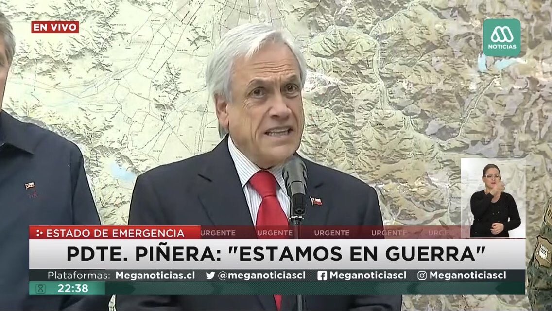 Susana_Mont_'s tweet photo. Cómo le explico esto a mis niños de 4°basico? Cómo les doy tranquilidad? Si el presidente habla de guerra?? 🤔 #PiñeraRenuncia https://t.co/KNoFoafgwO