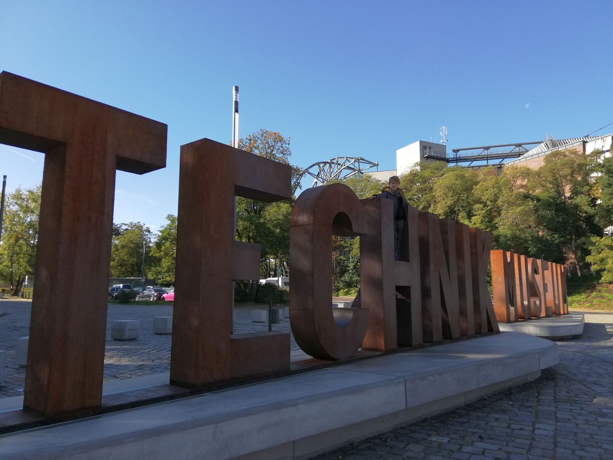 Visit the nooks and crannies of #Berlin and ride a scooter - priceless. This weekend we discovered places where real Berliners live, where there are fewer tourists. There is nothing like combining work with rest and museums. Berlin - I love it! 😘