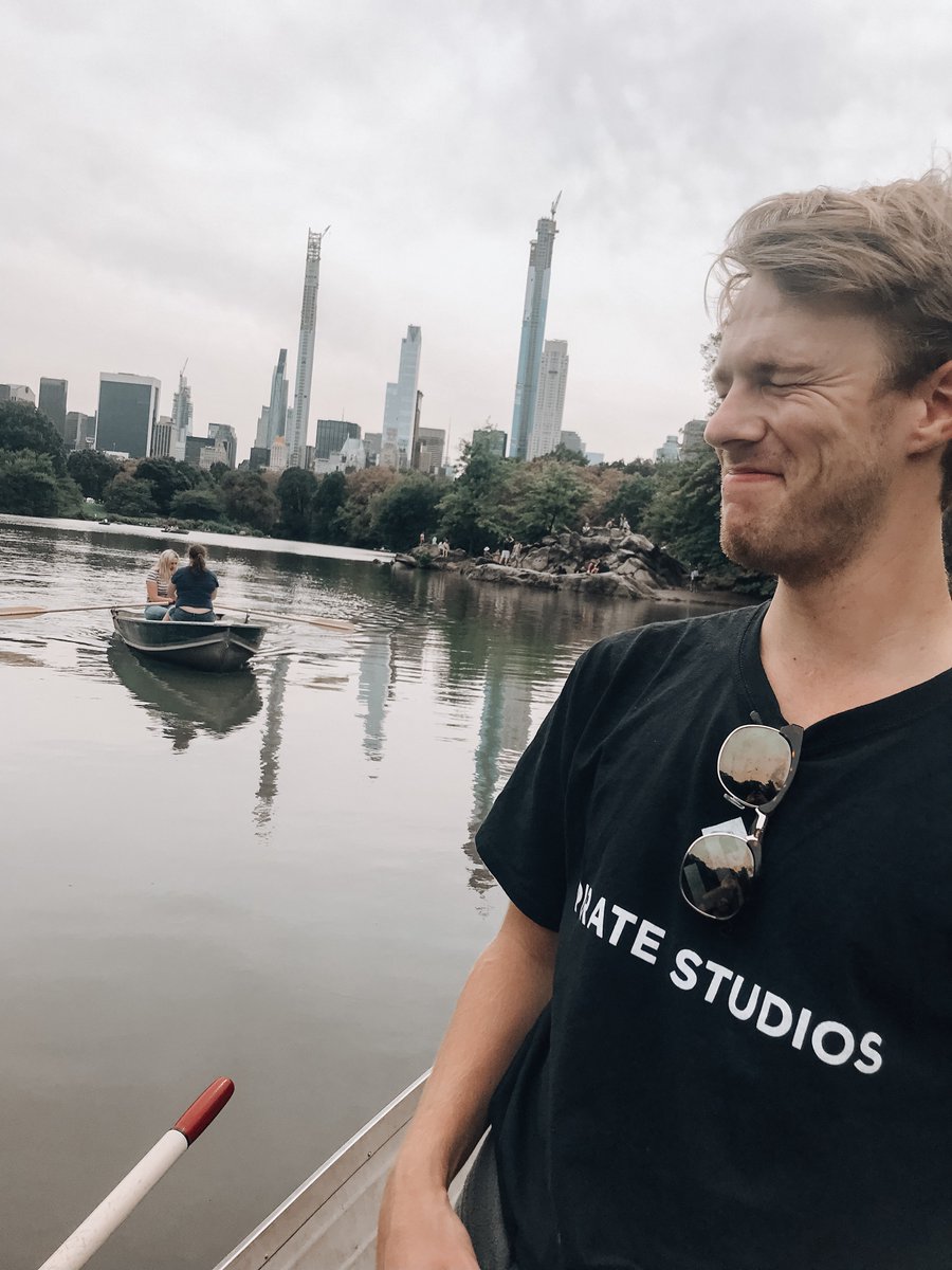 iamlaurazocca's tweet image. Some snaps of me &amp;amp; my favourite person in my favourite city ‘cause I miss the hell outta him🗽💓👑 #MCM #36DaysToGo #LDNtoNYC